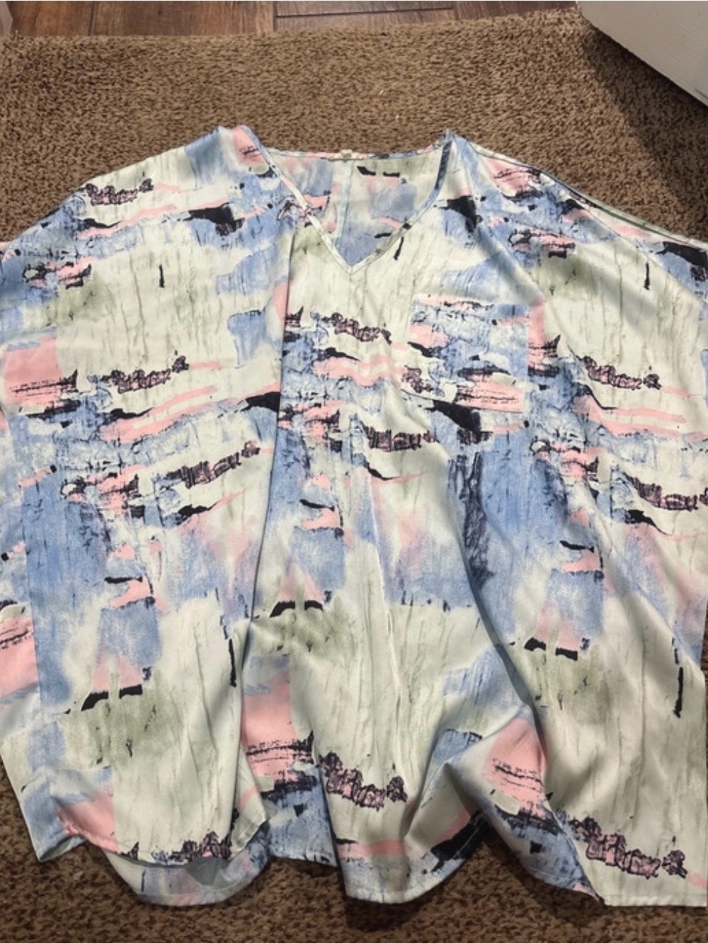 Women’s Pastel Abstract V-Neck Shirt - Light Blue & Pink